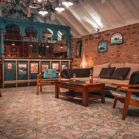 Apartamento Kamenny Historicky Loft A Vintage Bar