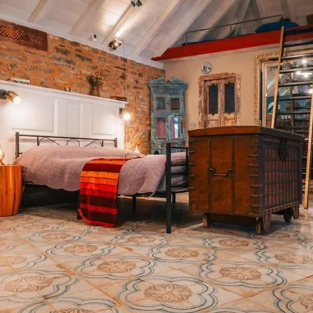 דירה Kamenny Historicky Loft A Vintage Bar Abrahamovce